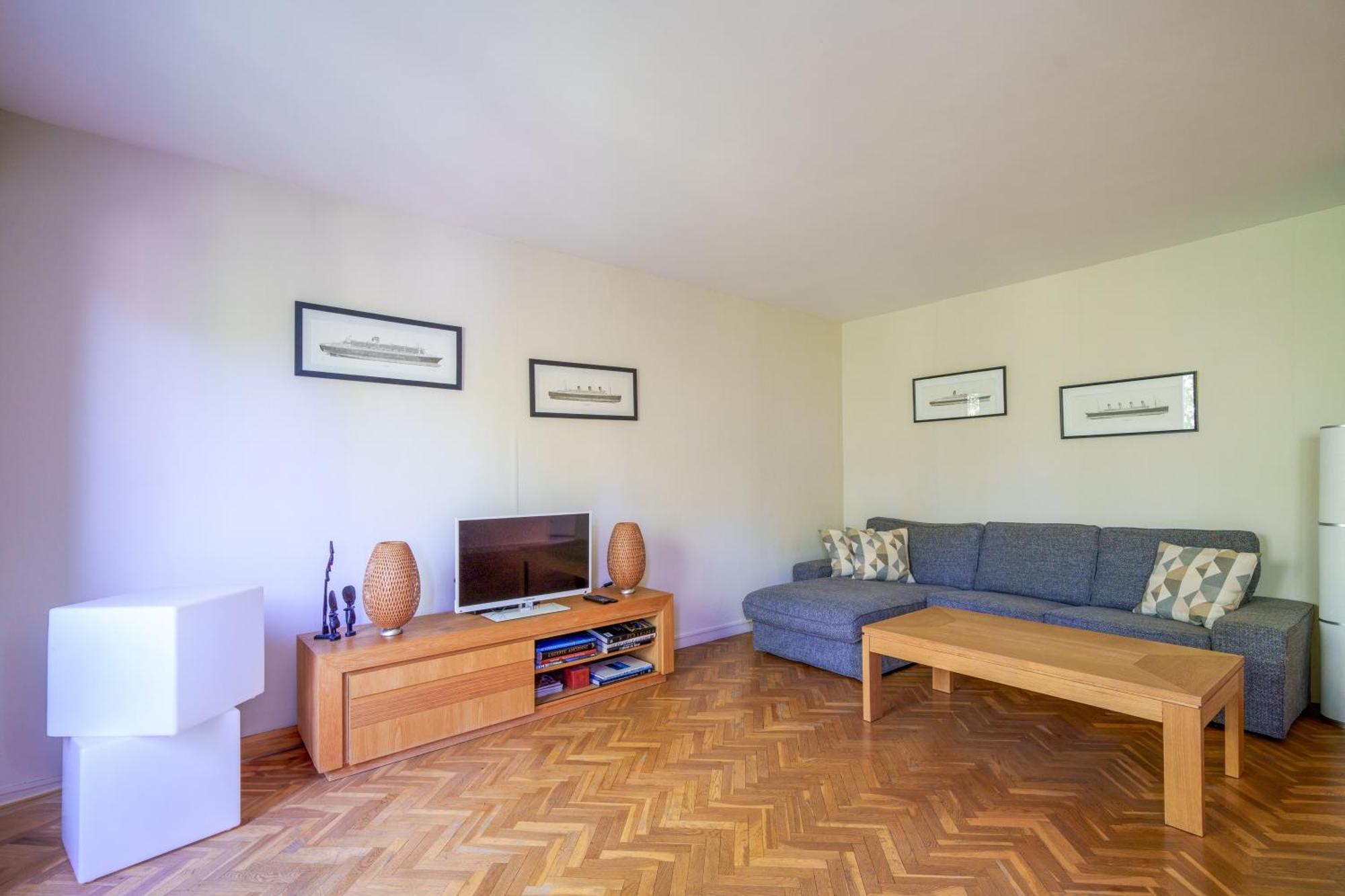 Appartement Tours Centre Avec Parking 4 P エクステリア 写真