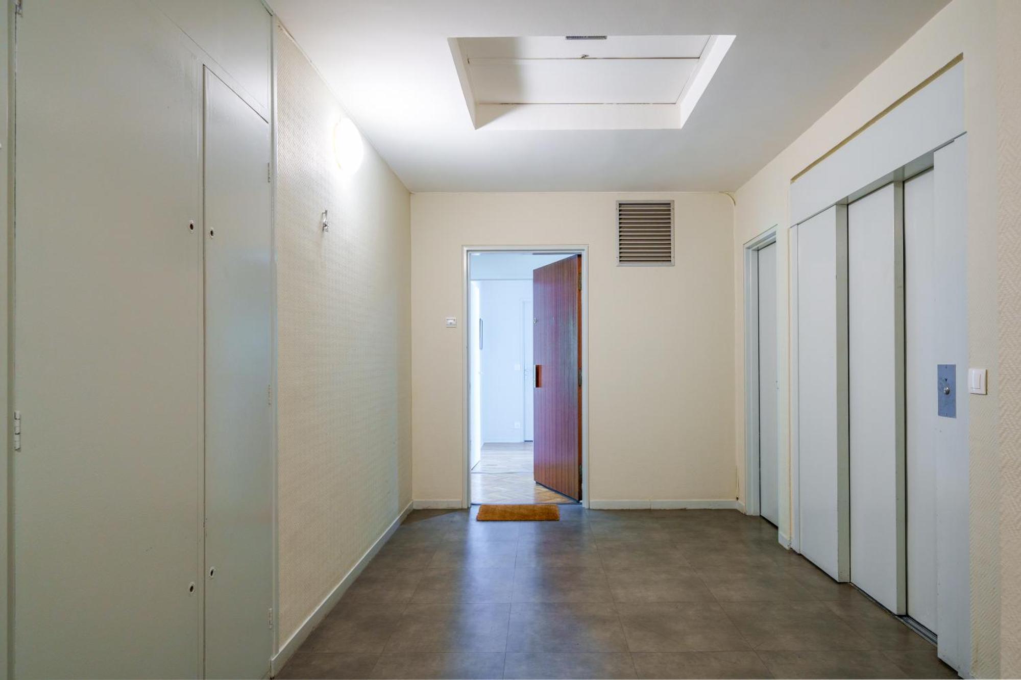 Appartement Tours Centre Avec Parking 4 P エクステリア 写真