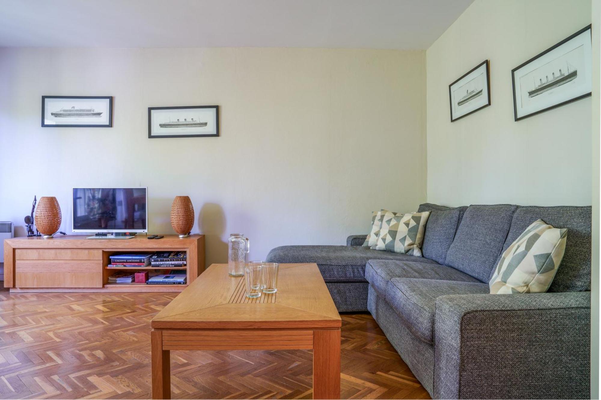 Appartement Tours Centre Avec Parking 4 P エクステリア 写真